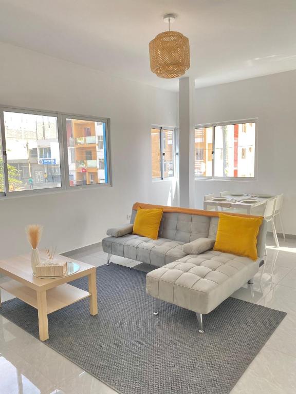 Sea View & Balcony Modern Apartment in Pedra Badejo, Pedra Badejo