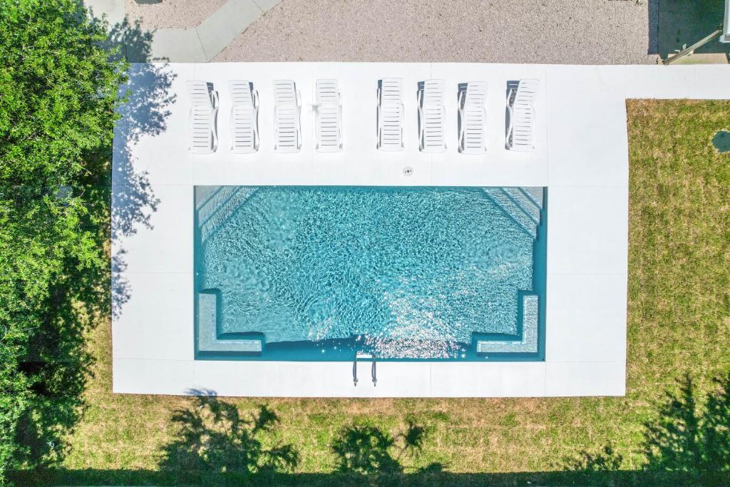 Paradise Palms - Flamingo Suite - Steps to Ocean - 10 min to Downtown!, St. Augustine