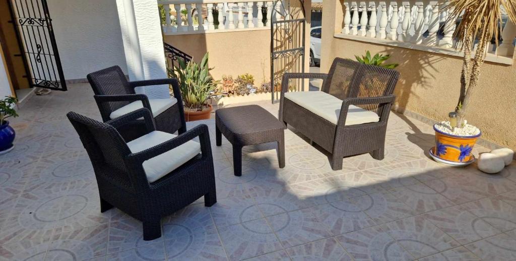 Orihuela - Sleeps 6 - Pool - Parking - PetFriendly - 3