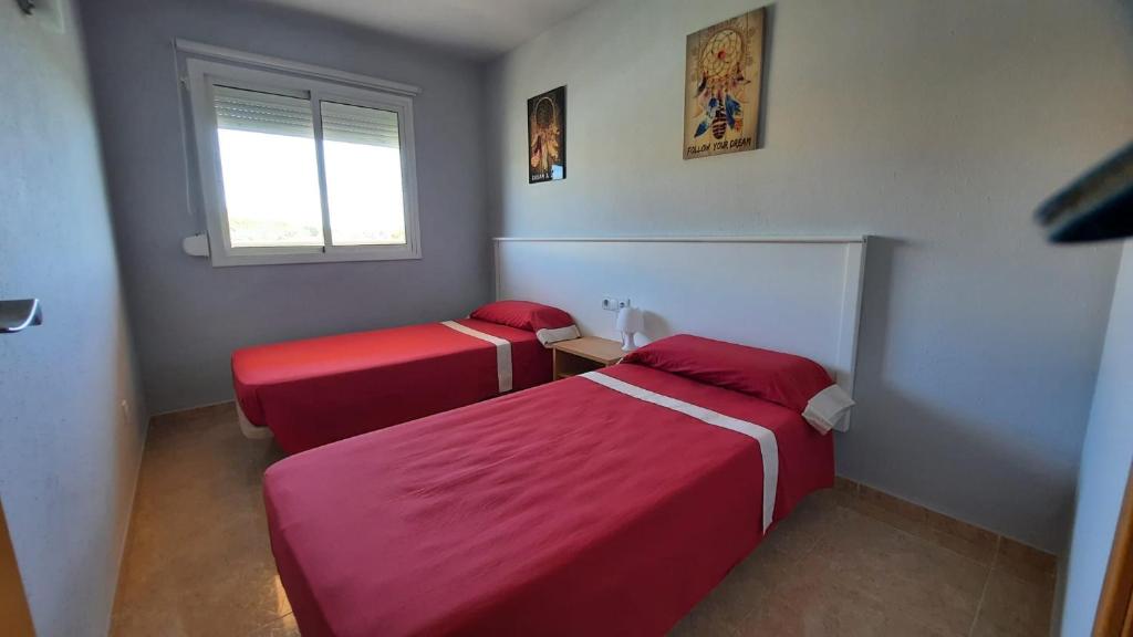 Enjoy the swimming pool and relax in Cap Salou - 3