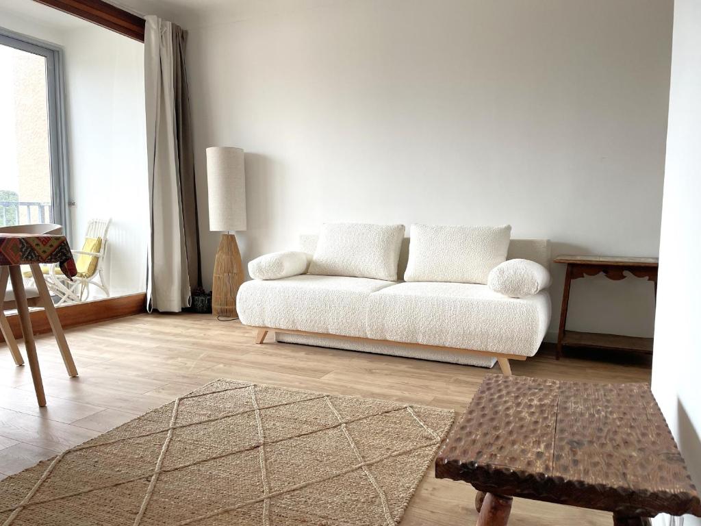 Studio confortable avec vue mer, loggia, animaux acceptés et parking privatif - FR-1-309-75 - 2