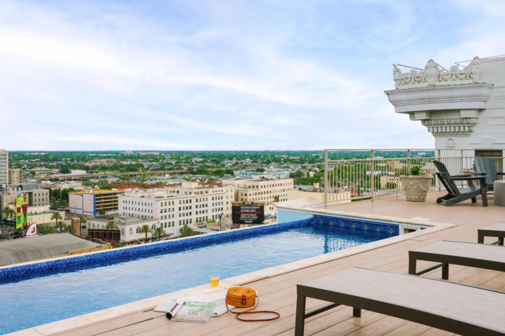 Roami at Duncan Plaza, New Orleans