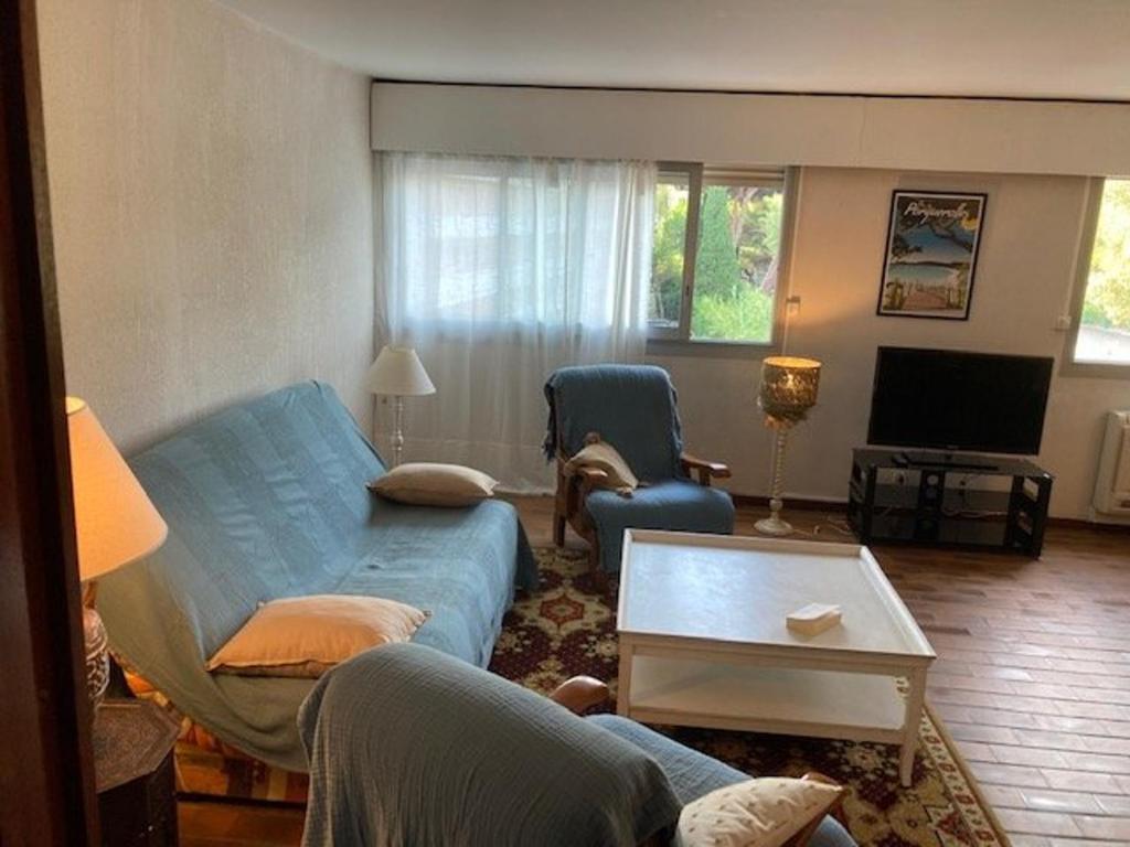 Appartement climatisé centre-ville Le Lavandou avec parking privé - FR-1-308-193 - 4