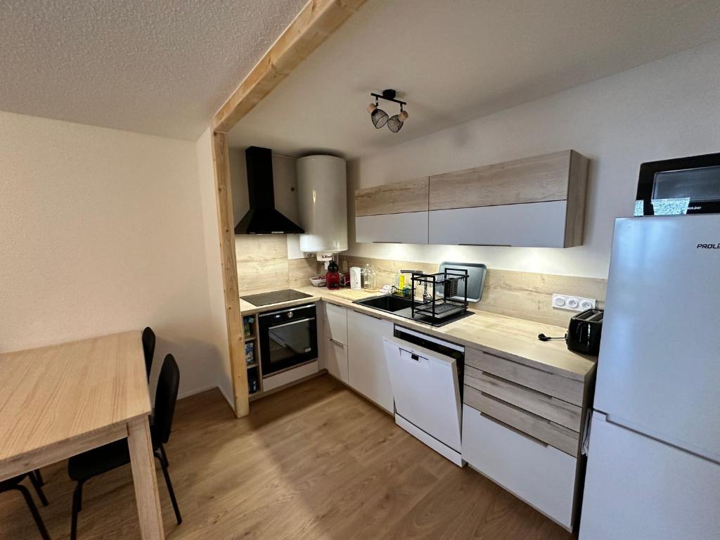 Appartement cosy proche centre, terrasse vue Bois Barbu - FR-1-515-209 - 3