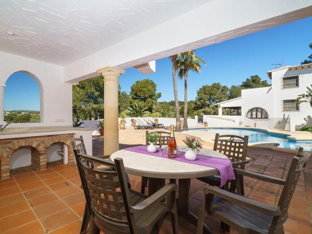 Villa de lujo en Moraira con piscina privada, cerca de la playa y servicios - HISP-216-220 - 3