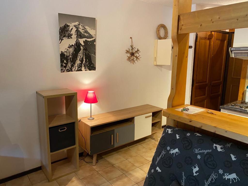 155 Piste dans mon canapé - 5