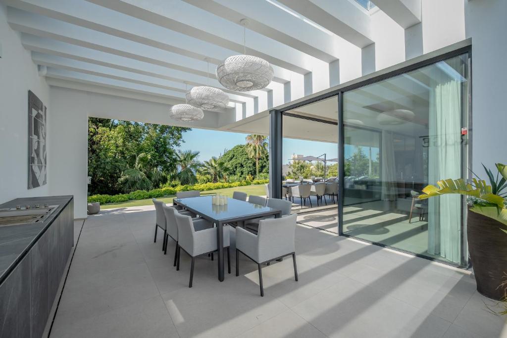 Villa Mirage, Sierra Blanca, Marbella - 2