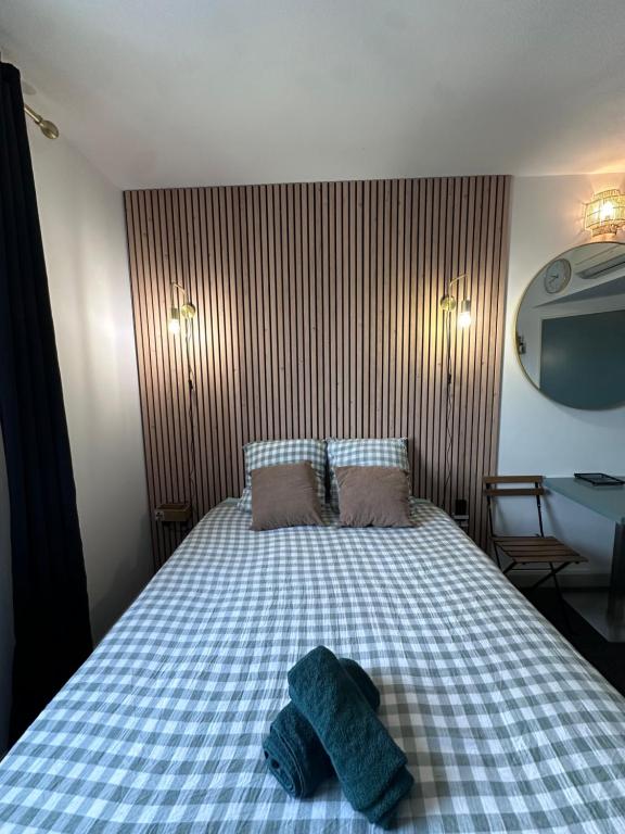 Joli Studio le clos d'Aix avec grande terrasse piscine et parking gratuit - 2