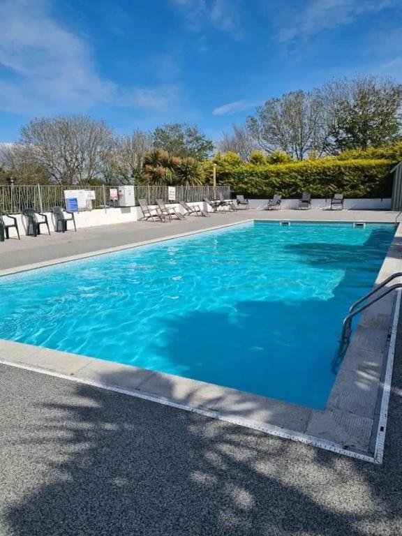 Pet-Friendly Holiday Home, Crantock photo 3
