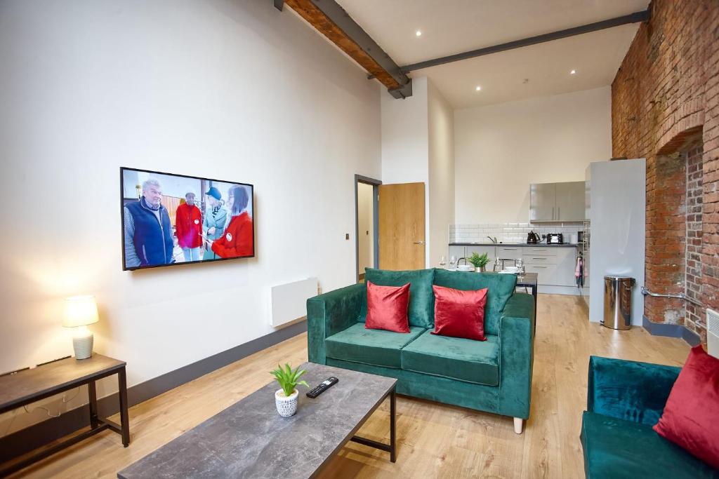 The Ruby Suite, Manchester