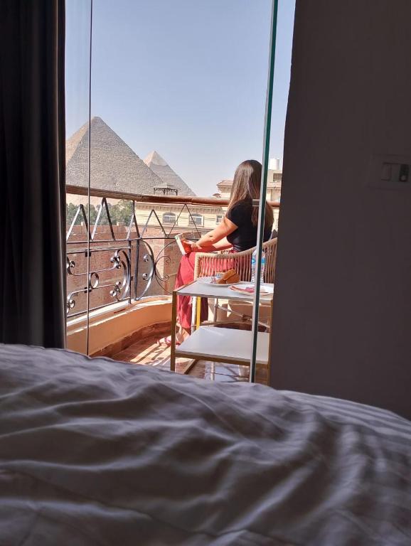 Oh Pyramids View, Káhira