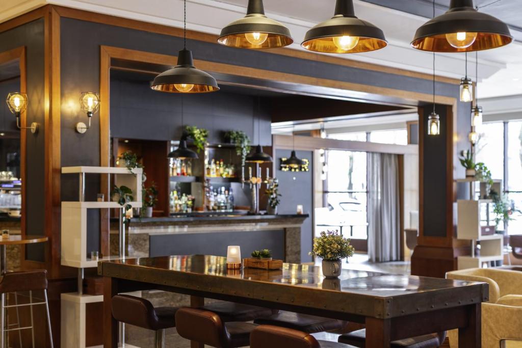 Bar/lounge