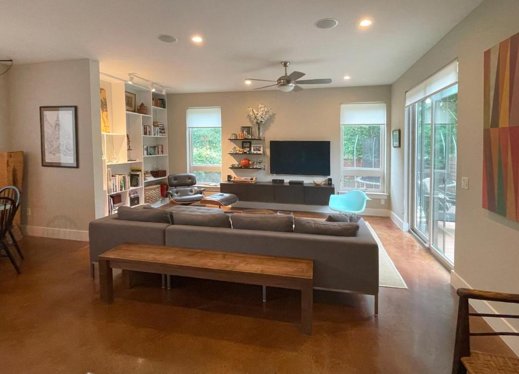 West Austin 4BR home, Austin