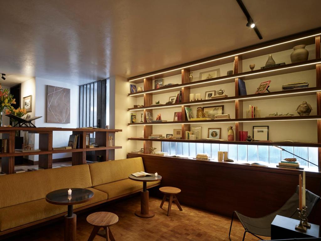 Hotel Dama - 1