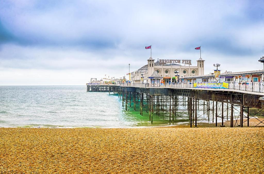 Kemptown Apartments Suite - Central - by the Sea and Brighton Pier, Brighton and Hove
