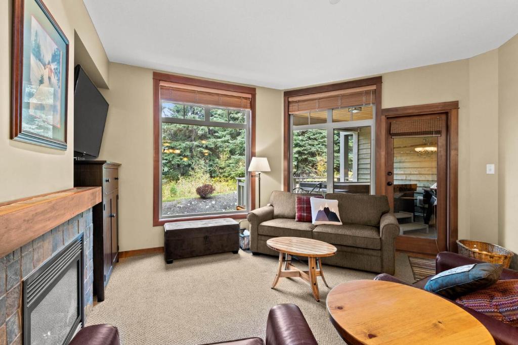 Settlers Crossing #35 condo, Sun Peaks