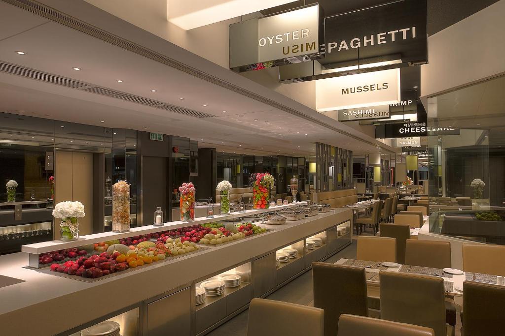 طعام و مشروبات