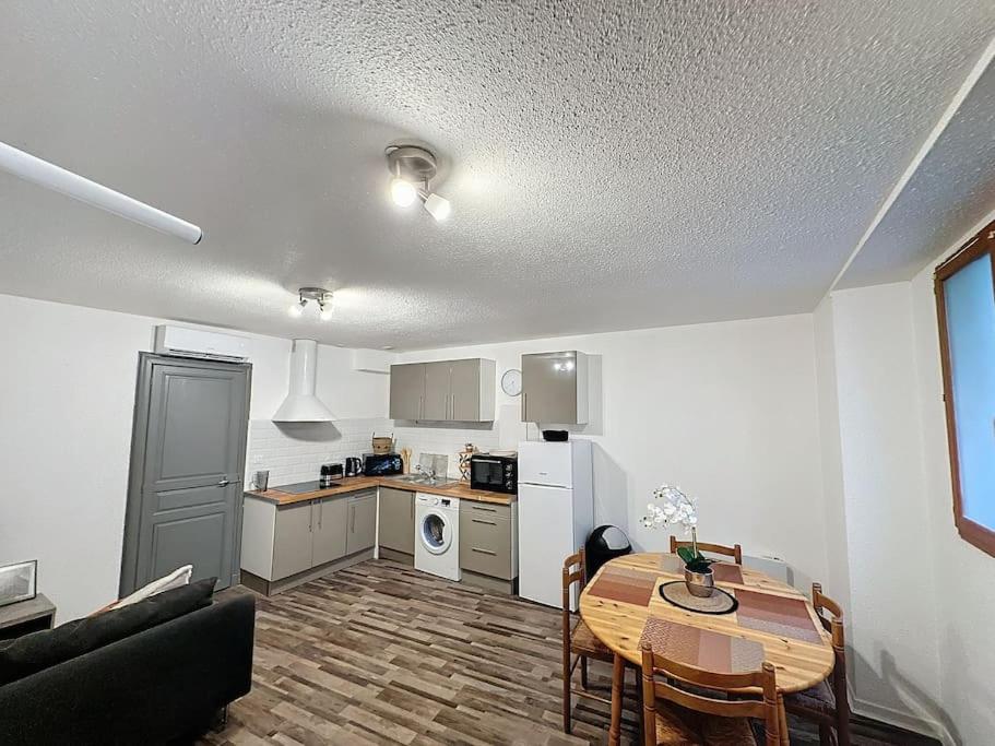 Cocon pèlerin romantique à Lourdes, appartement climatisé à 10 min Sanctuaire & gare - 3