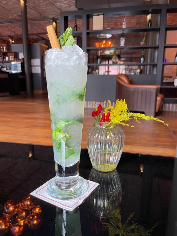 Bar/lounge