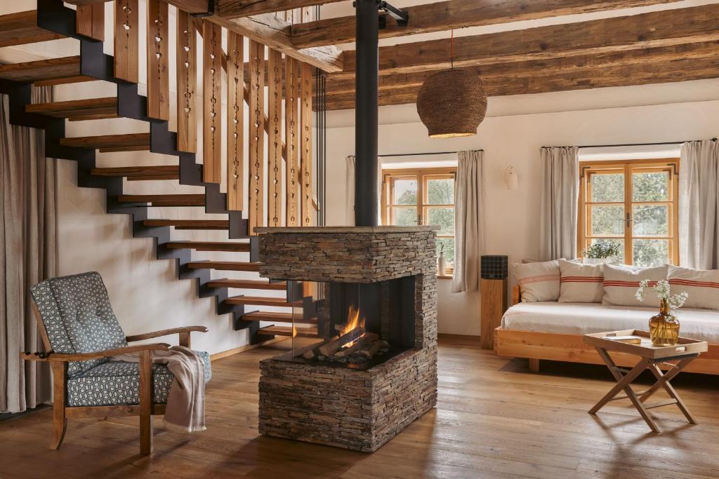 Am Wildbachberg - Luxus Ferienhäuser mit Infinitypool, Privatsauna und Weinkeller - 2