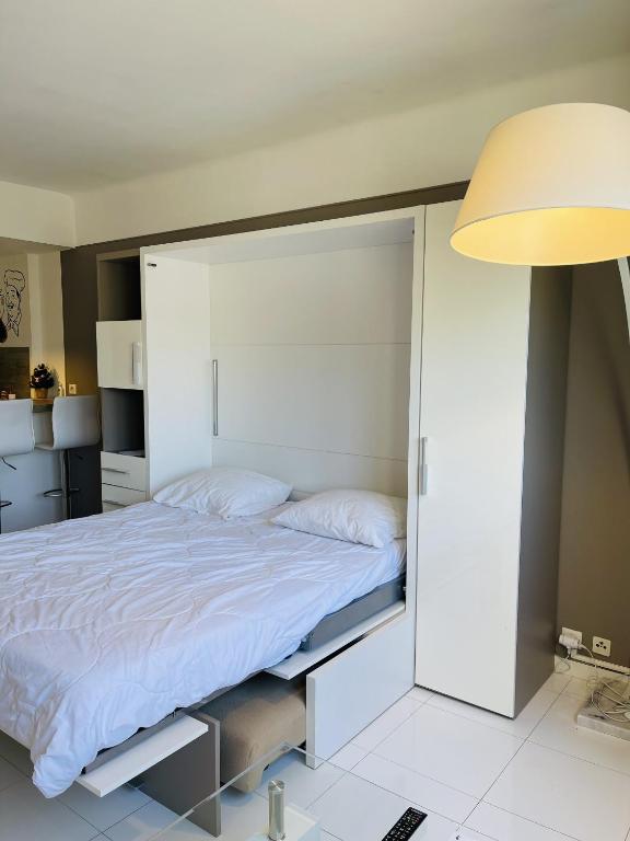 Studio proche centre FARN4 - 4