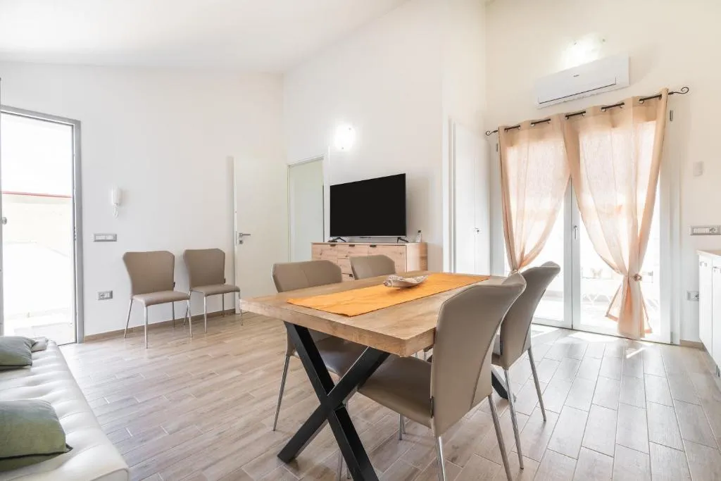 Casa Vacanze Alba Mar, hotel in SantʼAntìoco