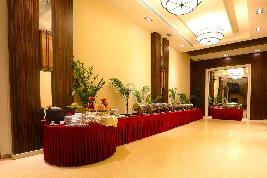 Banquet hall