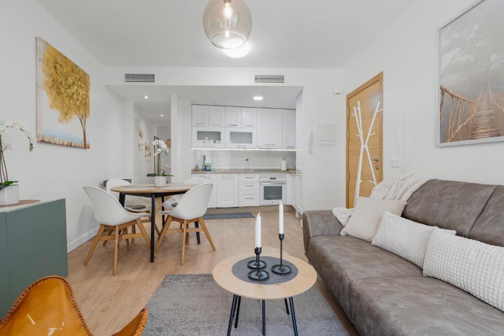 Cozy near the beach by Costarentals - Ref 117 - 2