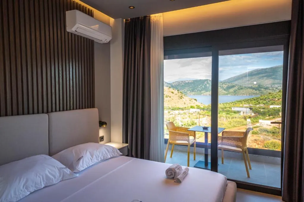 Lake View Rooms Ksamil, hotel in Ksamil