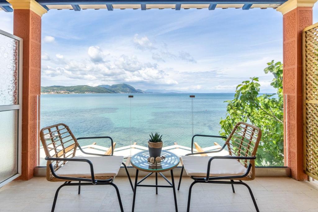 Nikos Seaside studio 3, Agia Pelagia Chlomou