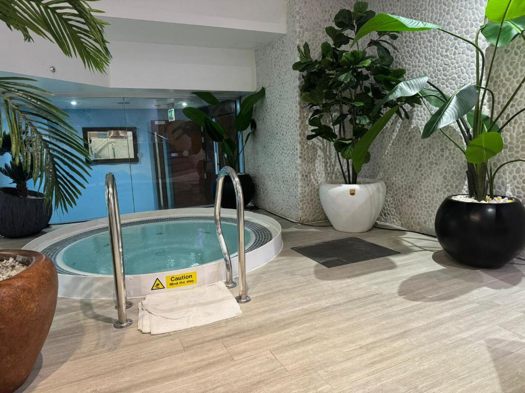 Hot tub