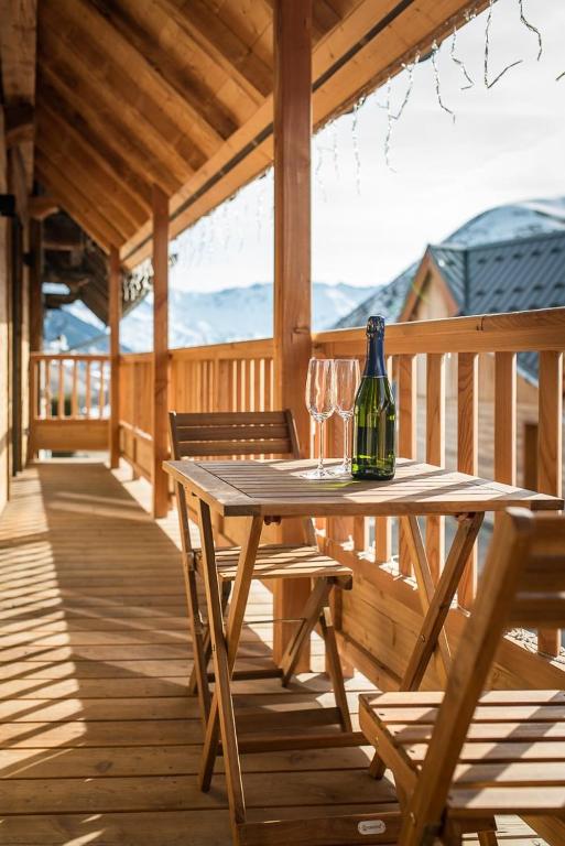 Chalet montagnard rénové avec jacuzzi 4****- 15 Personnes - 3