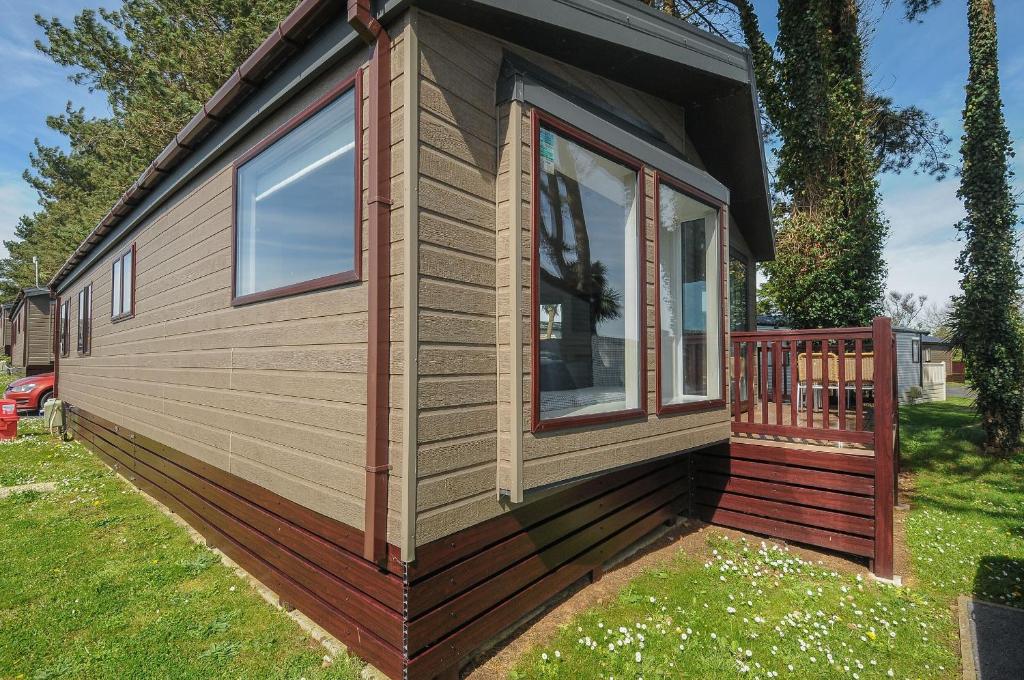 Lodge 11 at Landscove Holiday Park, Brixham