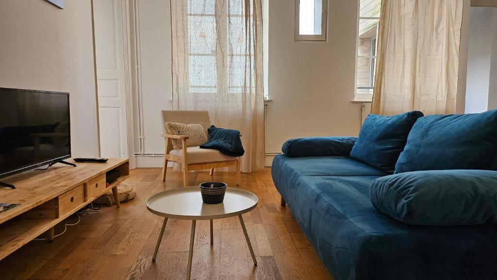 Charmand duplex avec vue sur la cité & les toits - 2