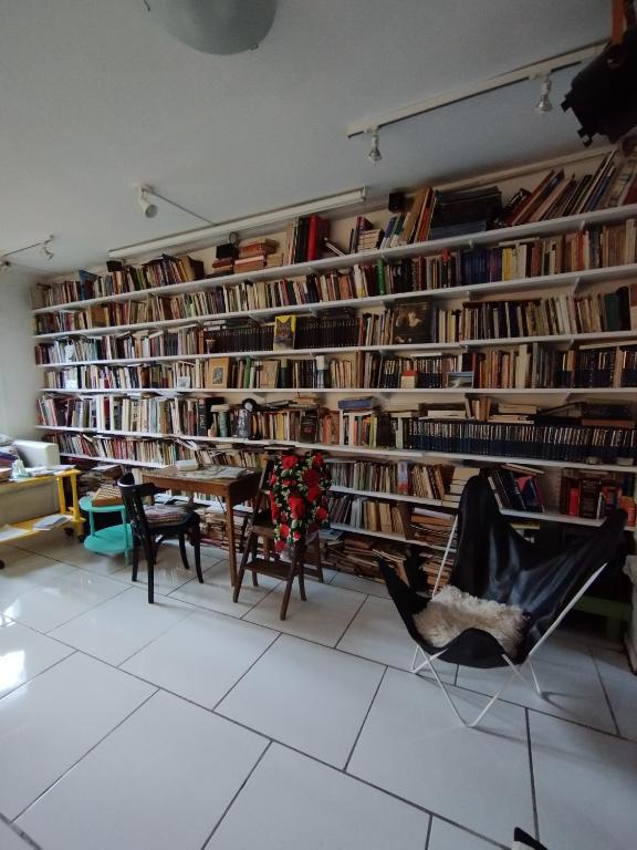 Casa Gorrión escarlata - 1