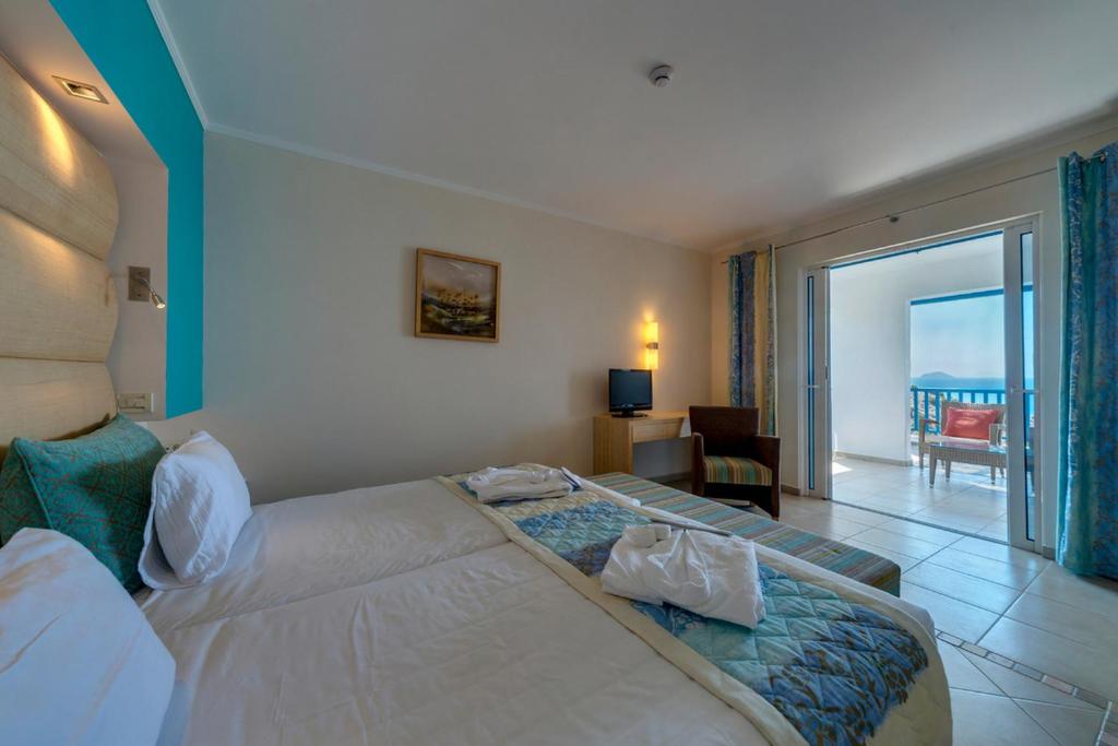 ห้องจูเนียร์สวีทพร้อมวิวทะเล