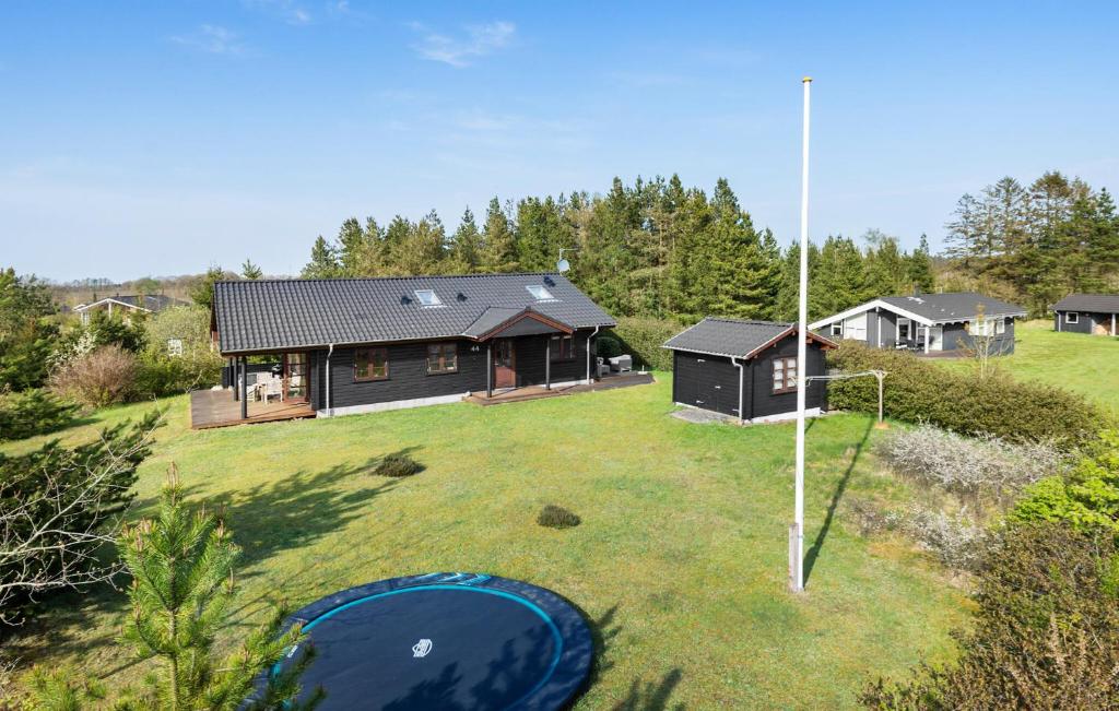 Gorgeous Home In Ejstrupholm With Wifi, Krejbjerg