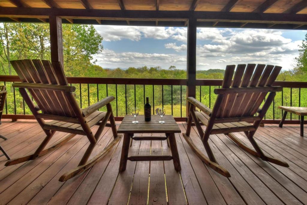 Away From it All, Mineral Bluff