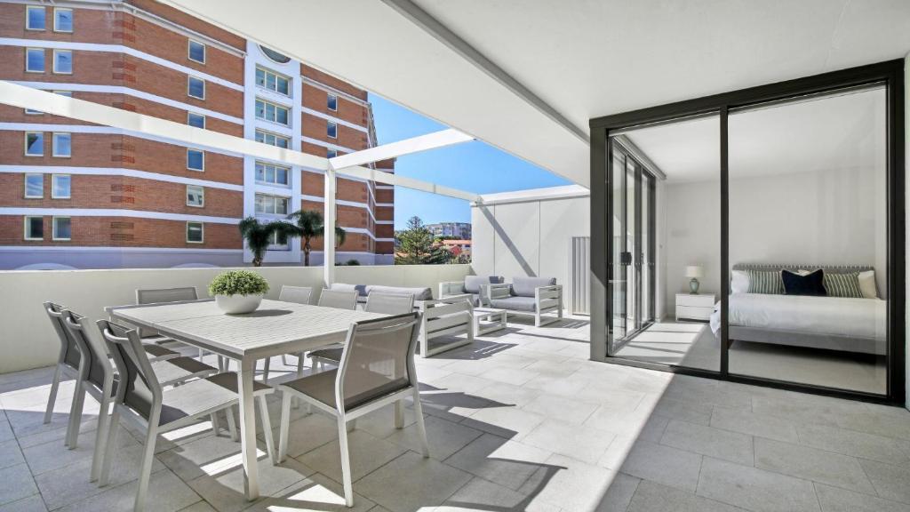 Apollo Short Walk To Beach Accom Holidays, Terrigal