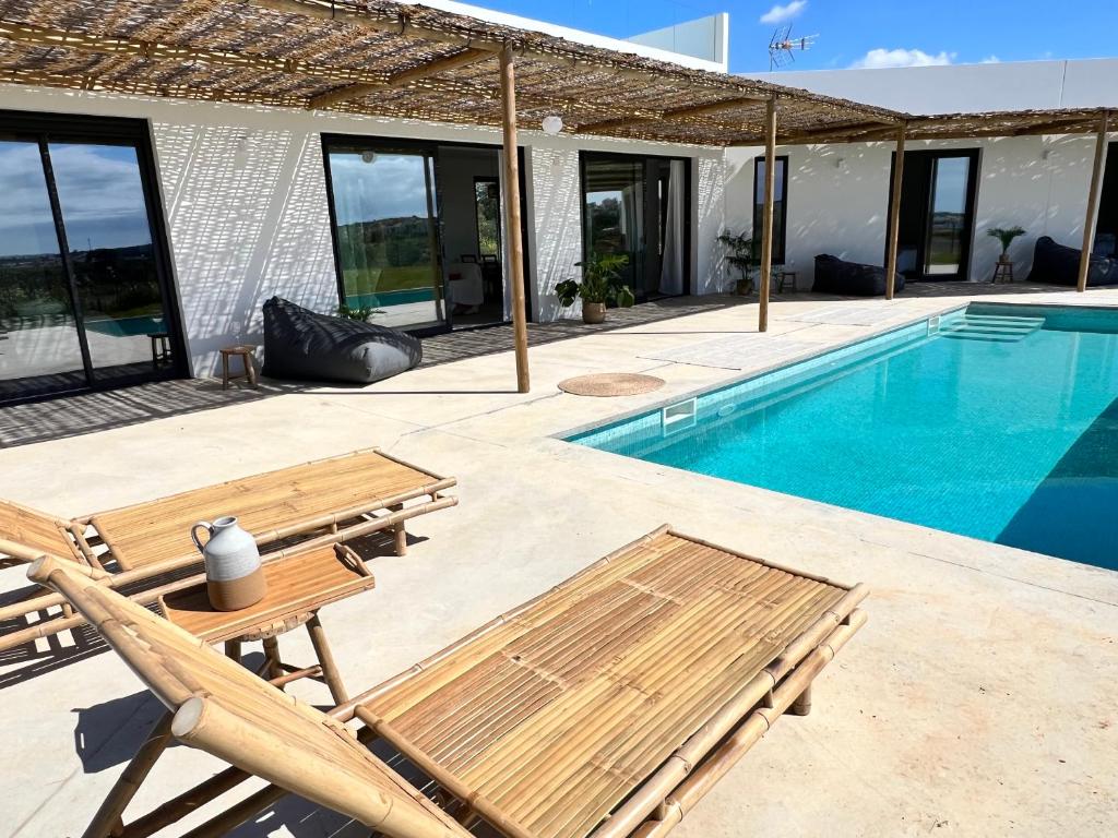 Villa con piscina en Golf Isla Canela Links - 3