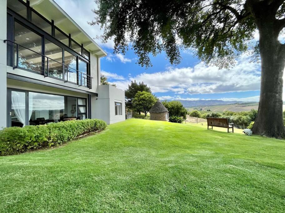 Elgin Views Annex, Ouda Brug