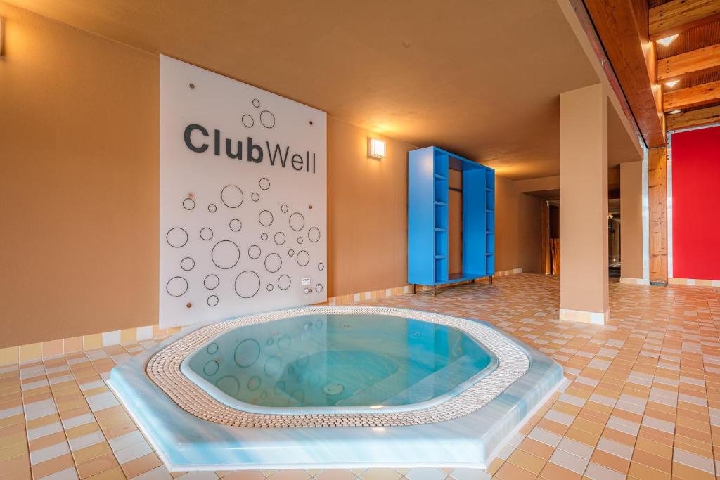 Park Holiday Congress & Wellness Hotel - zdjęcie 4