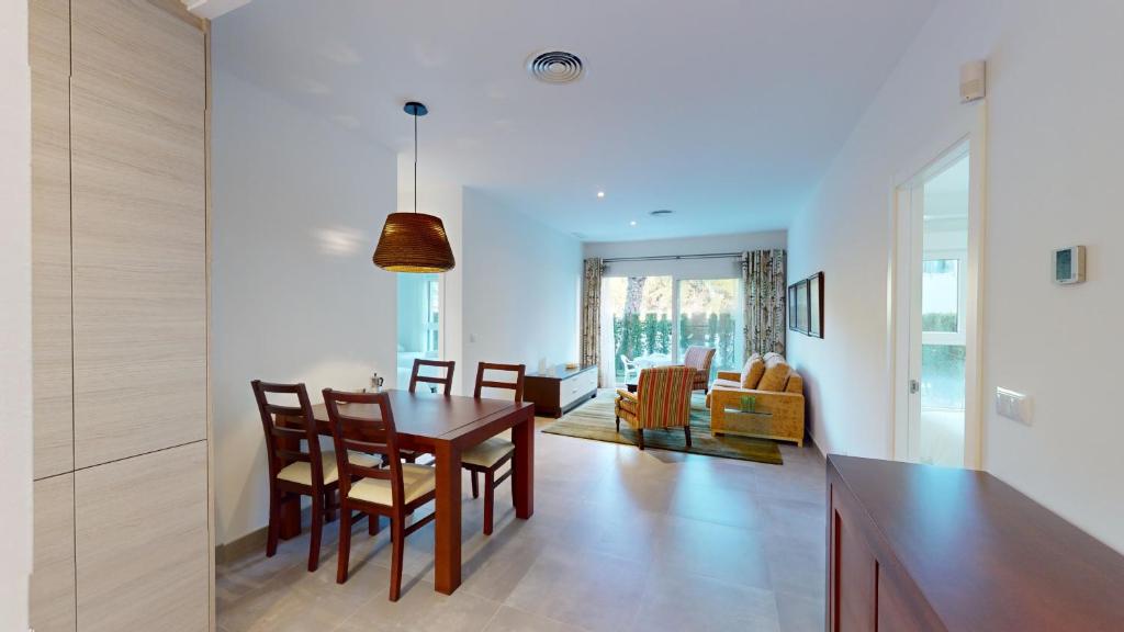 Areca by ON Travel, Oliva