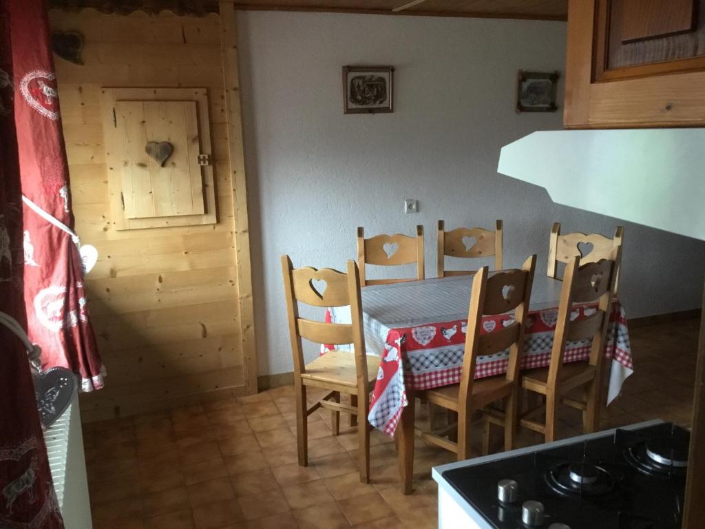 Appartement 3 pièces à Châtel, 6 pers, proche télécabine, balcon exposé sud/ouest - FR-1-676-49 - 2