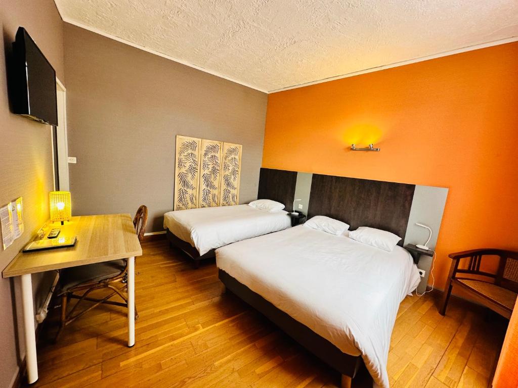 Hotel Italia - 4