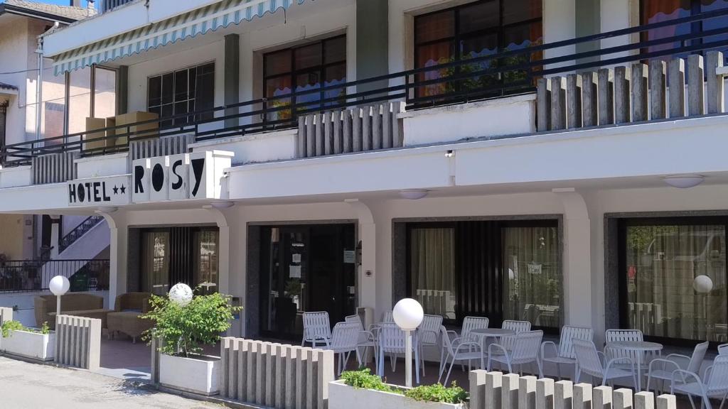 Hotel Rosy - 1