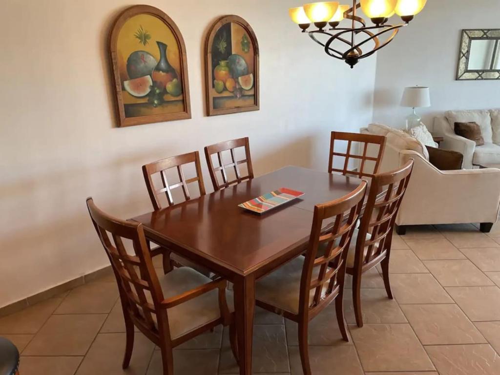 Casa Blanca C306 Pet Friendly Ocean View Retreat - 5