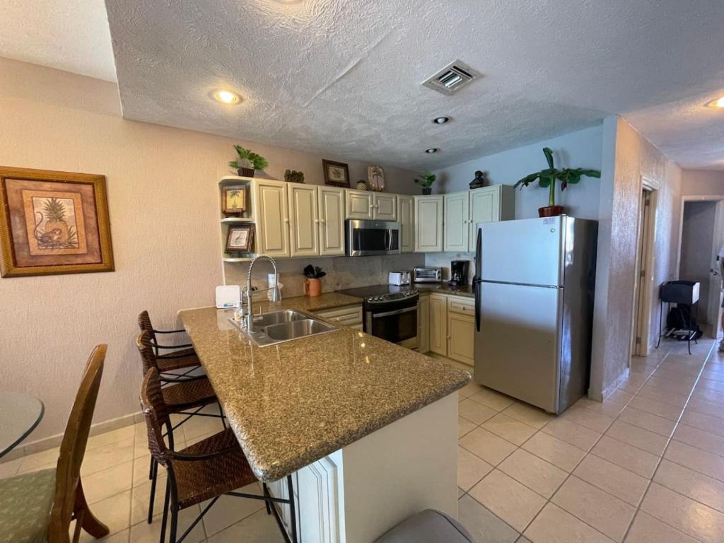 Sonoran Sea E503 Relaxing Ocean View Beach Condo - 4