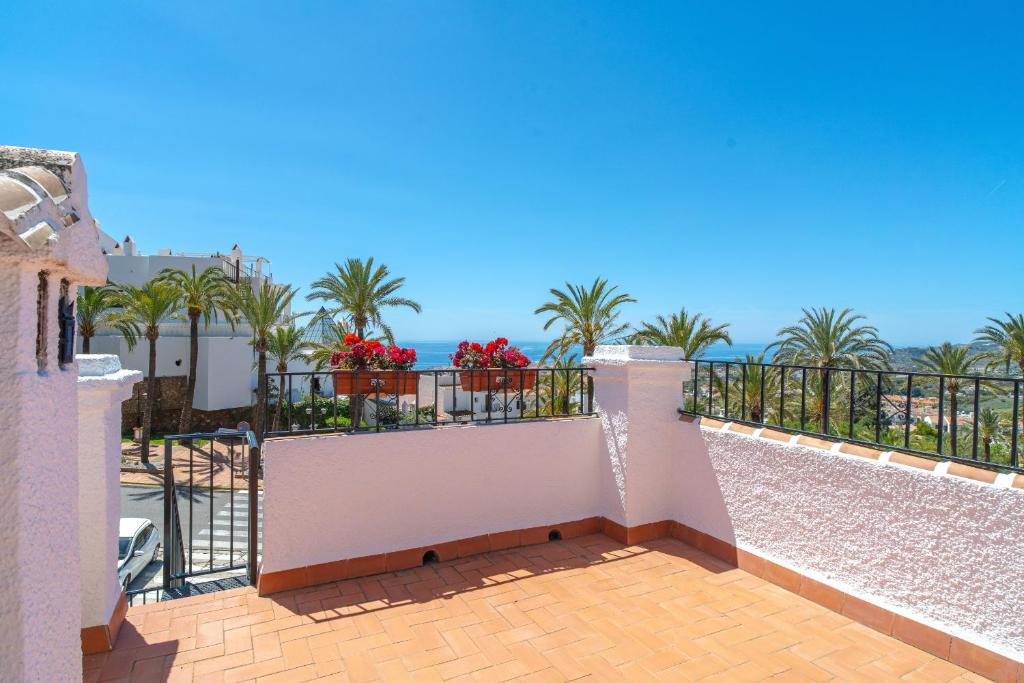 Hibiscos Seaview Terrace by Casasol - 5