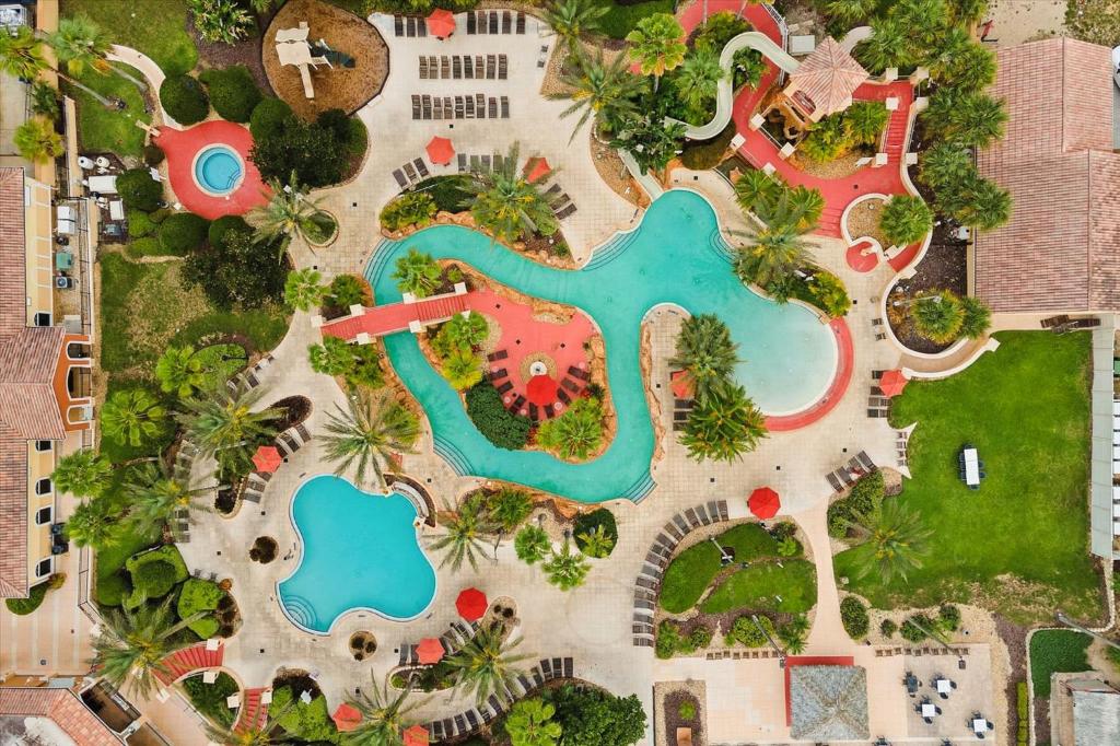 Resort Lazy River Arcade 15mi from Disney, Davenport